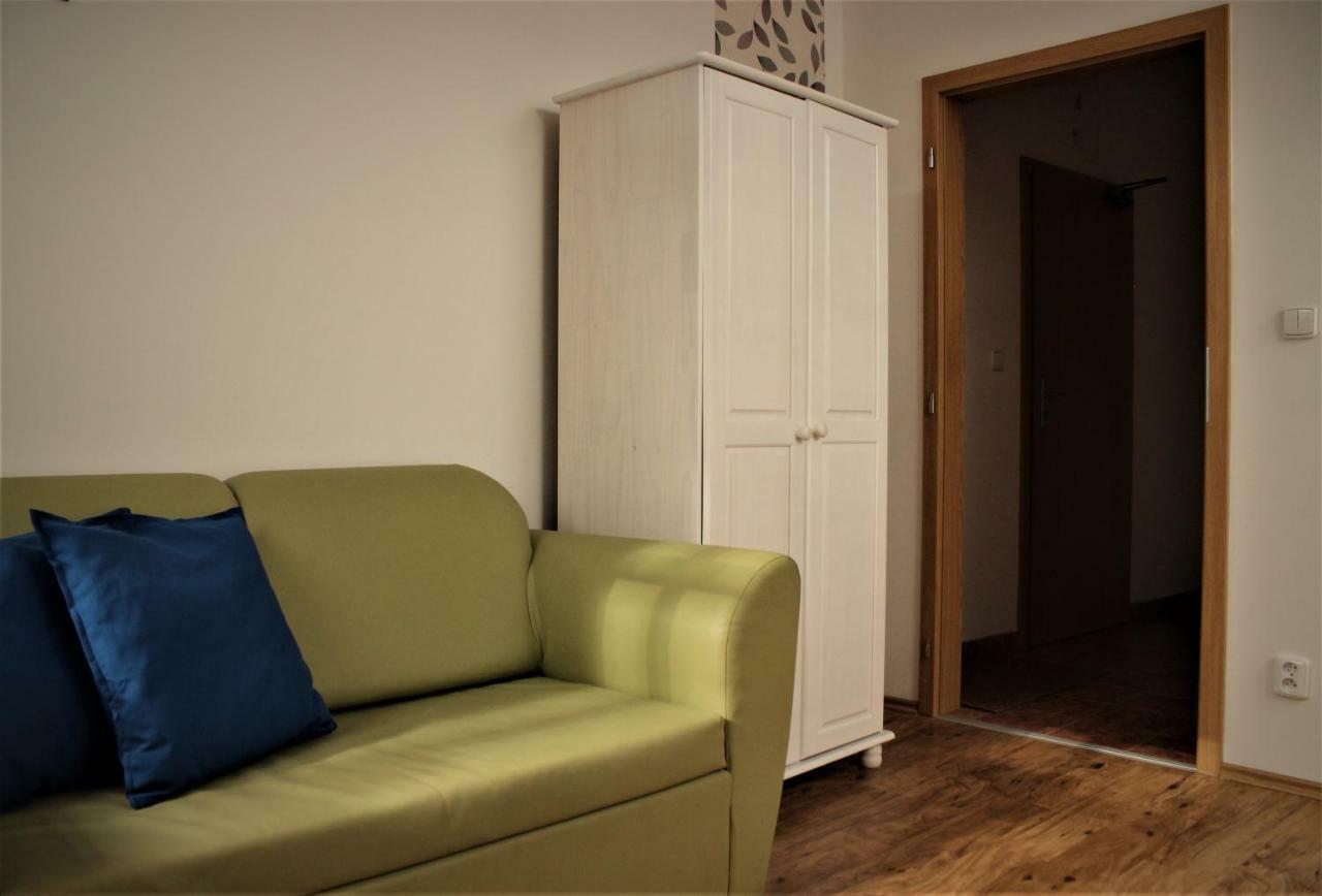 Penzion A Restaurace U Reky Ledeč nad Sázavou Exterior foto
